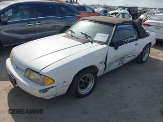 1989 Ford Mustang with VIN 1FABP44EXKF201329, listed as a IAAI auction lot 42536907 with 80,950 mi miles and . Bid and sale history available at DreamBid. Image 2.