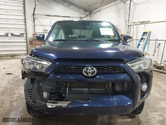 2019 Toyota 4Runner SR5 with VIN JTEBU5JR3K5649591, listed as a IAAI auction lot 41674778 with 67,301 mi miles. Bid and sale history available at carsss.com. Image 12.