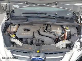 2015 Ford C-Max Hybrid SE with VIN 1FADP5AU5FL120692, listed as a IAAI auction lot 41590616 with 102,381 mi miles. Bid and sale history available at carsss.com. Image 10.