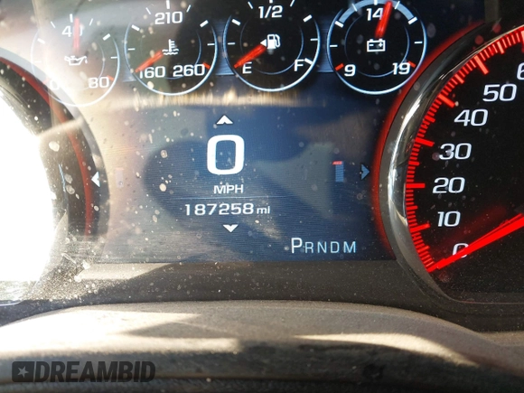 2016 GMC Yukon XL Denali with VIN 1GKS2HKJ8GR432174, listed as a IAAI auction lot 41411844 with 187,258 mi miles and . Bid and sale history available at carsss.com. Image 15.