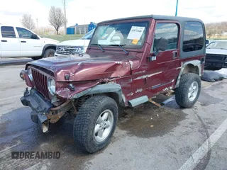 2001 Jeep Wrangler SE с VIN 1J4FA29P21P300094, выставлен на аукционе IAAI как лот 41871446 с пробегом 125 098 миль миль и . История ставок и продаж доступна на DreamBid. Изображение 19.