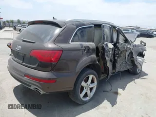 2011 Audi Q7 S line with VIN WA1DGAFE3BD010419, listed as a IAAI auction lot 39539685 with Not provided miles and . Bid and sale history available at DreamBid. Image 4.