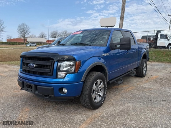 2014 Ford F-150 XL with VIN 1FTFW1EF2EFB06238, listed as a Copart auction lot 49526505 with 86,996 mi miles and Clean Title. Bid and sale history available at carsss.com. Image 2.