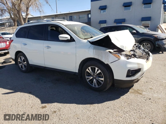 2017 Nissan Pathfinder SV z VIN 5N1DR2MN6HC647355, wystawiony jako Copart lot #47832895 z przebiegiem Nie podano mil oraz Szkody całkowita. Historia ofert i sprzedaży dostępna na DreamBid. Obrazek 4.