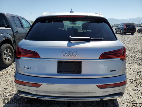 2021 Audi Q5 Premium Plus with VIN WA1BAAFY6M2004339, listed as a Copart auction lot 58202305 with 82,446 mi miles and Salvage title. Bid and sale history available at DreamBid. Image 6.