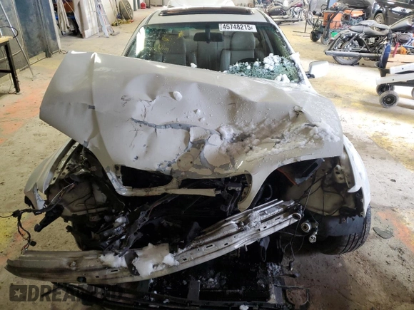 2002 BMW 3 Series 325i with VIN WBAET37452NJ21164, listed as a Copart auction lot 45748215 with 0 mi miles and Salvage Title. Bid and sale history available at carsss.com. Image 5.