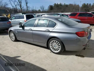 2011 BMW 5 Series 535i xDrive with VIN WBAFU7C52BC875433, listed as a Copart auction lot 48753515 with 113,529 mi miles and Non Repairable. Bid and sale history available at carsss.com. Image 2.