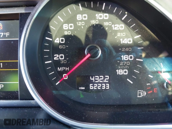 2015 Audi Q7 3.0T S line Prestige with VIN WA1DGAFE8FD015458, listed as a IAAI auction lot 41753940 with 62,233 mi miles. Bid and sale history available at carsss.com. Image 7.