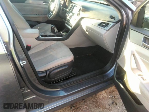 2018 Hyundai Sonata Limited with VIN 5NPE34AF8JH630506, listed as a IAAI auction lot 41142799 with 63,297 mi miles. Bid and sale history available at carsss.com. Image 5.