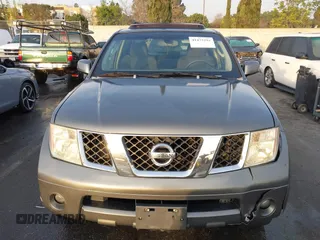 2005 Nissan Pathfinder SE with VIN 5N1AR18U35C745284, listed as a IAAI auction lot 41473294 with 84,403 mi miles. Bid and sale history available at carsss.com. Image 12.