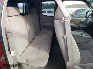 2000 Toyota Tundra SR5 with VIN 5TBBT4416YS123961, listed as a Copart auction lot 82284724 with 247,541 mi miles and Salvage Title. Bid and sale history available at carsss.com. Image 11.