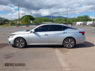 2020 Nissan Altima 2.5 SL with VIN 1N4BL4EV2LC135355, listed as a IAAI auction lot 41778726 with 104,603 mi miles. Bid and sale history available at carsss.com. Image 14.
