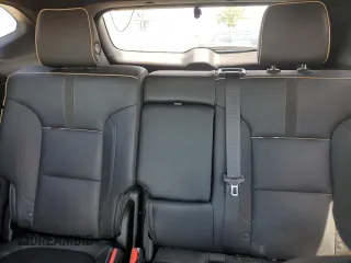 2020 Chevrolet Blazer Premier z VIN 3GNKBFRS9LS728480, wystawiony jako Copart lot #63208855 z przebiegiem 80 622 mil mil oraz Szkoda całkowita • Salvage title. Historia ofert i sprzedaży dostępna na DreamBid. Obrazek 10.