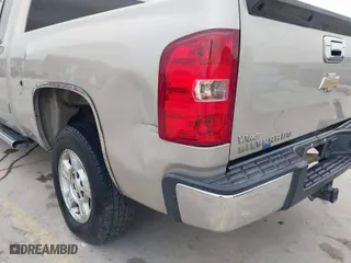 2008 Chevrolet Silverado 1500 Work Truck with VIN 1GCEC19C68Z287545, listed as a IAAI auction lot 41171713 with 173,482 mi miles. Bid and sale history available at carsss.com. Image 20.
