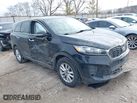 2020 Kia Sorento LX with VIN 5XYPGDA30LG638712, listed as a IAAI auction lot 41640969 with 62,197 mi miles and . Bid and sale history available at carsss.com. Image 1.