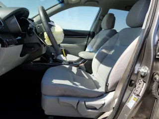2014 Kia Sorento LX with VIN 5XYKT4A74EG539743, listed as a Copart auction lot 47285675 with 105,956 mi miles and Salvage Title. Bid and sale history available at carsss.com. Image 7.