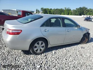 2007 Toyota Camry CE with VIN 4T1BE46KX7U588806, listed as a Copart auction lot 52186605 with 71,828 mi miles and Salvage Title. Bid and sale history available at carsss.com. Image 3.