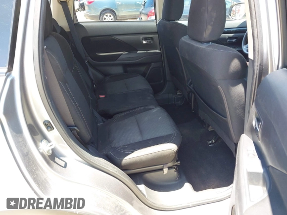 2020 Mitsubishi Outlander ES z VIN JA4AD2A30LZ004329, wystawiony jako IAAI lot #42361874 z przebiegiem 62 519 mil mil oraz . Historia ofert i sprzedaży dostępna na DreamBid. Obrazek 8.