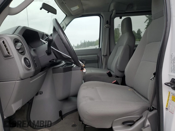2013 Ford Econoline Passenger XL with VIN 1FBNE3BL5DDA71729, listed as a Copart auction lot 63756725 with 119,952 mi miles and Clean title. Bid and sale history available at DreamBid. Image 7.