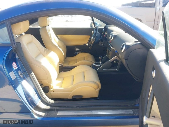 2006 Audi TT with VIN TRUSC28N361002409, listed as a IAAI auction lot 41189814 with 123,359 mi miles. Bid and sale history available at carsss.com. Image 5.