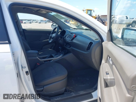 2011 Kia Sportage LX with VIN KNDPB3A26B7114119, listed as a IAAI auction lot 42105997 with 186,432 mi miles and . Bid and sale history available at carsss.com. Image 5.