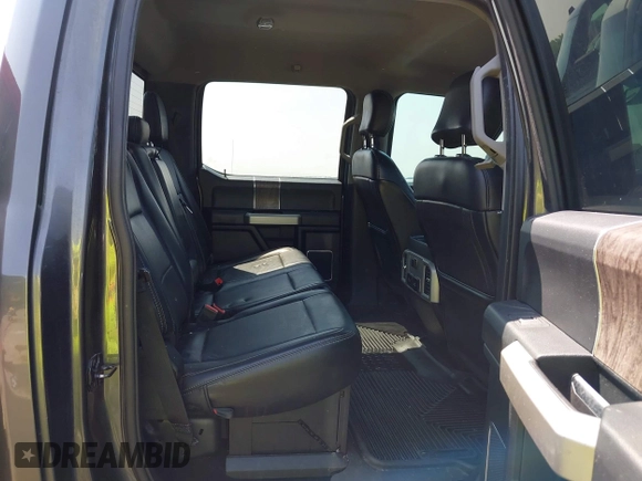 2019 Ford F-250 XL with VIN 1FT7W2BT9KED11352, listed as a IAAI auction lot 42442144 with 123,664 mi miles and . Bid and sale history available at DreamBid. Image 8.