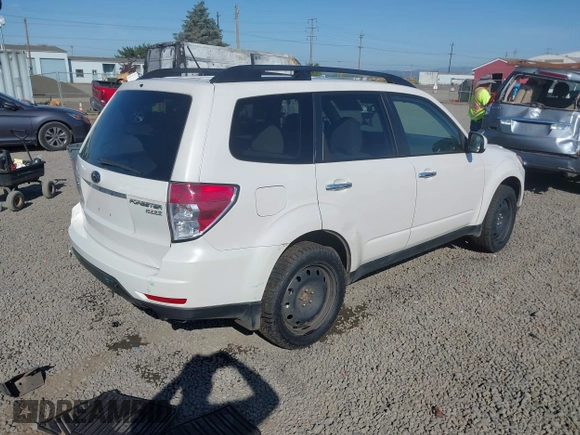 2012 Subaru Forester X Premium with VIN JF2SHADCXCH439127, listed as a IAAI auction lot 42454990 with 139,203 mi miles and . Bid and sale history available at DreamBid. Image 4.