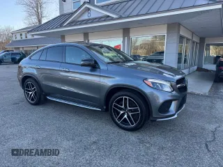2018 Mercedes-Benz GLE 43 AMG z VIN 4JGED6EB4JA117580, wystawiony jako Copart lot #52461685 z przebiegiem 90 396 mil mil oraz Czysty tytuł • Clean title. Historia ofert i sprzedaży dostępna na DreamBid. Obrazek 1.