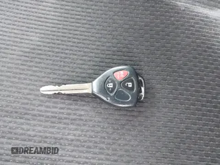 2008 Scion xB z VIN JTLKE50EX81013528, wystawiony jako IAAI lot #42431184 z przebiegiem 189 382 mil mil oraz . Historia ofert i sprzedaży dostępna na DreamBid. Obrazek 11.