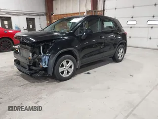 2019 Chevrolet Trax LS with VIN 3GNCJNSB0KL152458, listed as a IAAI auction lot 41944875 with 118,055 mi miles. Bid and sale history available at carsss.com. Image 18.