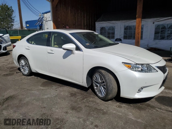 2014 Lexus ES 350 with VIN JTHBK1GG8E2120635, listed as a Copart auction lot 52099745 with 118,121 mi miles and Salvage Title. Bid and sale history available at carsss.com. Image 4.