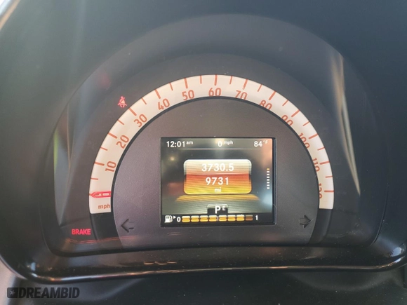 2017 Smart fortwo pure with VIN WMEFJ5DA6HK219988, listed as a Copart auction lot 71891414 with 9,731 mi miles and Clean Title. Bid and sale history available at carsss.com. Image 9.