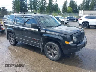 2016 Jeep Patriot Sport с VIN 1C4NJRBB5GD709029, выставлен на аукционе IAAI как лот 42303032 с пробегом 73 549 миль миль и . История ставок и продаж доступна на DreamBid. Изображение 1.