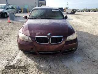 2008 BMW 3 Series 328xi z VIN WBAVC93598K036954, wystawiony jako Copart lot #80918674 z przebiegiem Nie podano mil oraz Nie do naprawy • Non repairable. Historia ofert i sprzedaży dostępna na DreamBid. Obrazek 5.