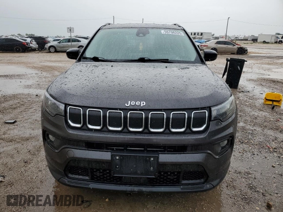 2022 Jeep Compass Latitude с VIN 3C4NJCBB4NT174893, выставлен на аукционе Copart как лот 55798225 с пробегом 76 921 миль миль и Списание • Salvage title. История ставок и продаж доступна на DreamBid. Изображение 5.