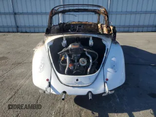 1967 Volkswagen Beetle with VIN 157657133, listed as a Copart auction lot 79424624 with Not Provided miles and Non Repairable. Bid and sale history available at DreamBid. Image 6.