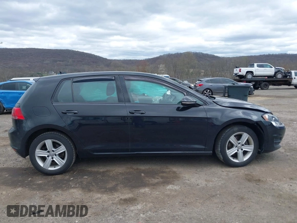 2017 Volkswagen Golf S z VIN 3VW217AU7HM039027, wystawiony jako IAAI lot #42047785 z przebiegiem 93 999 mil mil oraz . Historia ofert i sprzedaży dostępna na DreamBid. Obrazek 13.