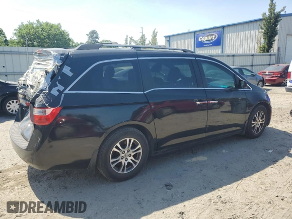 2013 Honda Odyssey EX z VIN 5FNRL5H43DB016008, wystawiony jako Copart lot #48776965 z przebiegiem 231 655 mil mil oraz Nie do naprawy • Non repairable. Historia ofert i sprzedaży dostępna na DreamBid. Obrazek 3.