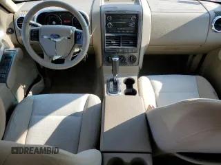 2008 Ford Explorer XLT z VIN 1FMEU73E18UA71072, wystawiony jako Copart lot #60070525 z przebiegiem 218 688 mil mil oraz Szkoda całkowita • Salvage title. Historia ofert i sprzedaży dostępna na DreamBid. Obrazek 8.