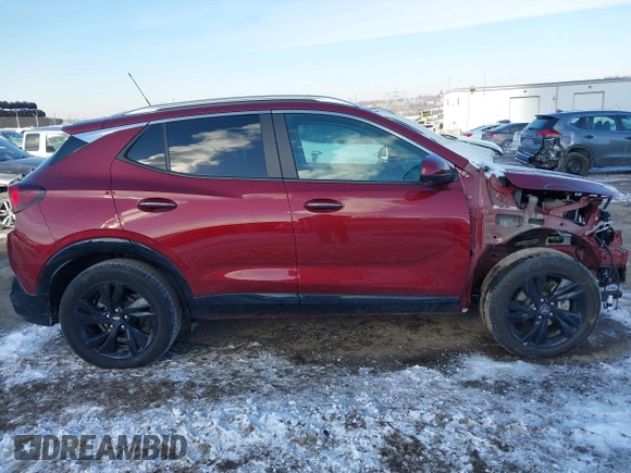 2024 Buick Encore GX Sport Touring z VIN KL4AMESL0RB002758, wystawiony jako IAAI lot #41405974 z przebiegiem 19 558 mil mil oraz . Historia ofert i sprzedaży dostępna na DreamBid. Obrazek 13.