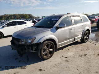 2015 Dodge Journey Crossroad z VIN 3C4PDCGG4FT714913, wystawiony jako Copart lot #46325555 z przebiegiem 127 630 mil mil oraz Szkoda całkowita • Salvage title. Historia ofert i sprzedaży dostępna na DreamBid. Obrazek 1.