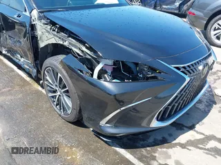 2024 Lexus ES 350 с VIN 58ADZ1B1XRU178415, выставлен на аукционе IAAI как лот 42220498 с пробегом 29 043 миль миль и . История ставок и продаж доступна на DreamBid. Изображение 20.