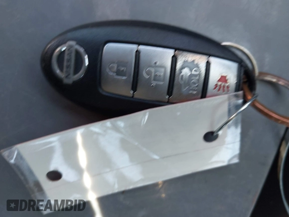 2018 Nissan Sentra SV z VIN 3N1AB7APXJY266879, wystawiony jako IAAI lot #42106571 z przebiegiem 140 050 mil mil oraz . Historia ofert i sprzedaży dostępna na DreamBid. Obrazek 11.