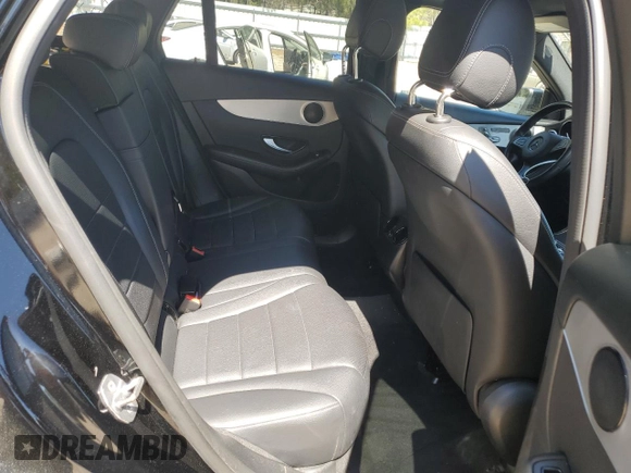 2019 Mercedes-Benz GLC 300 z VIN WDC0G4KB0KF634825, wystawiony jako Copart lot #50139445 z przebiegiem 62 221 mil mil oraz Szkoda całkowita • Salvage title. Historia ofert i sprzedaży dostępna na DreamBid. Obrazek 11.