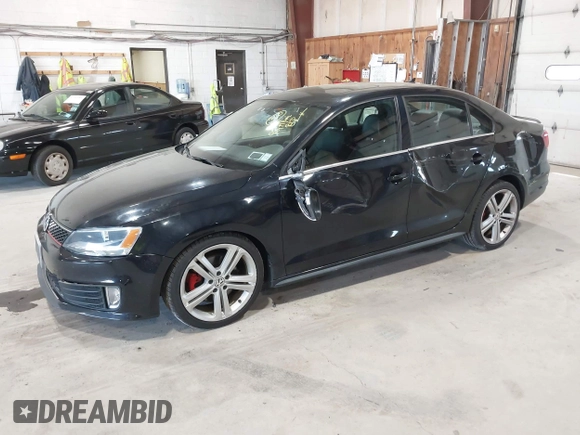 2015 Volkswagen Jetta Sedan 2.0T GLI SE with VIN 3VW5T7AJ0FM275867, listed as a IAAI auction lot 42133491 with 98,718 mi miles. Bid and sale history available at carsss.com. Image 18.