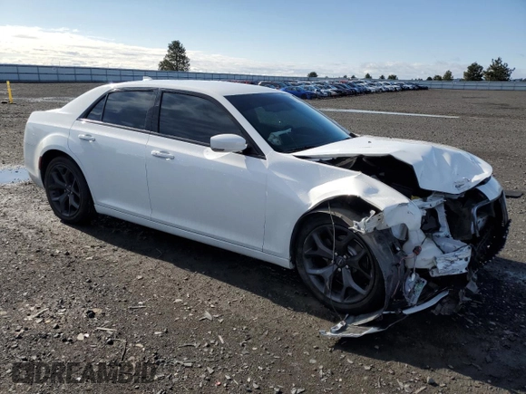 2021 Chrysler 300 S with VIN 2C3CCABG9MH546113, listed as a Copart auction lot 57721265 with 60,865 mi miles and Salvage title. Bid and sale history available at DreamBid. Image 4.