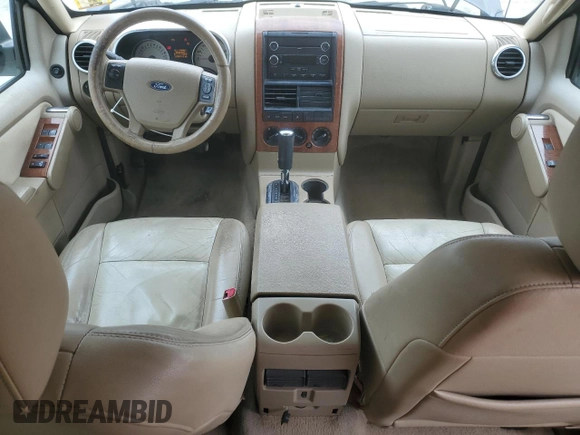 2008 Ford Explorer с VIN 1FMEU84E88UA93090, выставлен на аукционе Copart как лот 51587605 с пробегом 108 579 миль миль и Списание • Salvage title. История ставок и продаж доступна на DreamBid. Изображение 8.