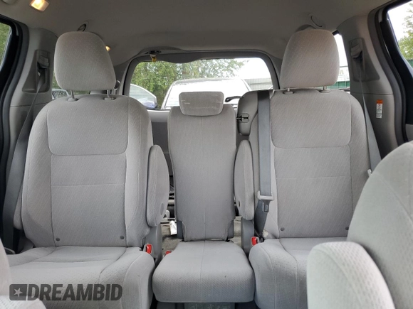 2016 Toyota Sienna LE AAS с VIN 5TDKK3DC4GS754504, выставлен на аукционе Copart как лот 58008315 с пробегом 83 519 миль миль и Списание • Salvage title. История ставок и продаж доступна на DreamBid. Изображение 10.