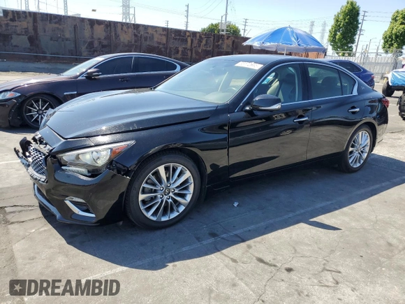 2021 Infiniti Q50 Luxe z VIN JN1EV7BPXMM704993, wystawiony jako Copart lot #55172695 z przebiegiem 55 979 mil mil oraz Szkoda całkowita • Salvage title. Historia ofert i sprzedaży dostępna na DreamBid. Obrazek 1.