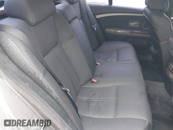 2003 BMW 7 Series 745i с VIN WBAGL63473DP64462, выставлен на аукционе IAAI как лот 41751691 с пробегом 146 789 миль миль и . История ставок и продаж доступна на DreamBid. Изображение 8.
